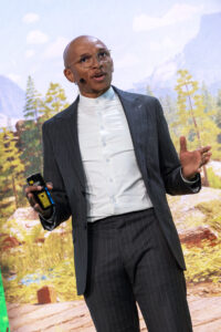 Zuko Mdwaba, Salesforce Area Vice President Africa Leader